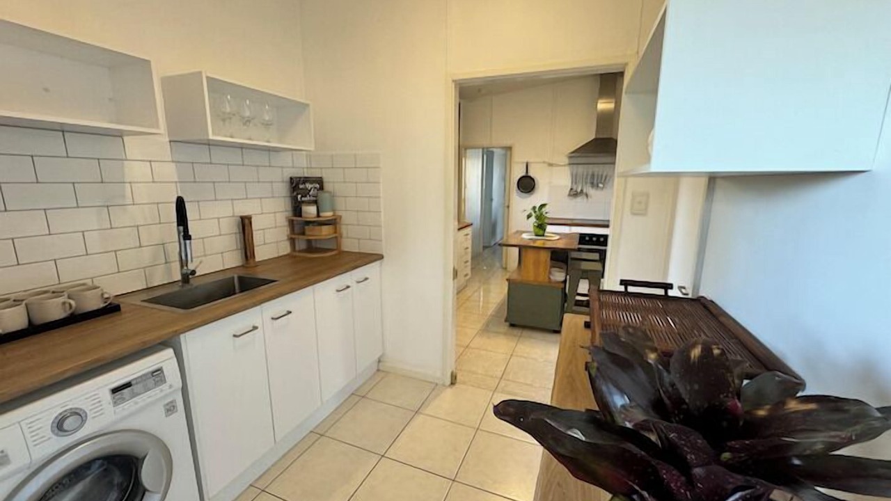 Photo of Kitchen in Golden Beach