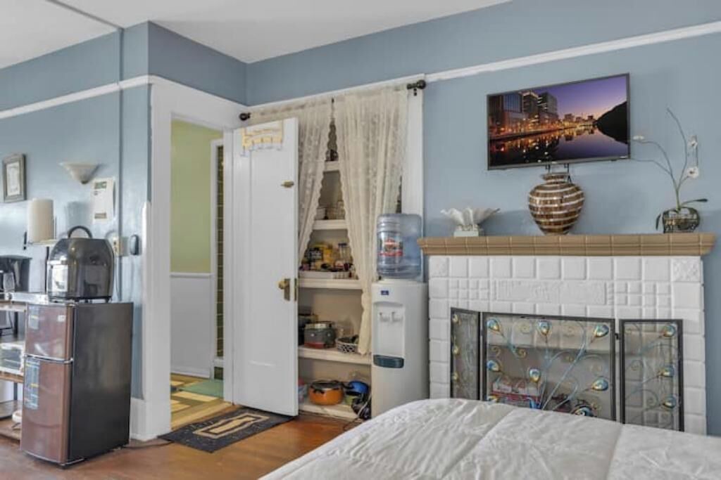 Photo of Bedroom in Golden Hill
