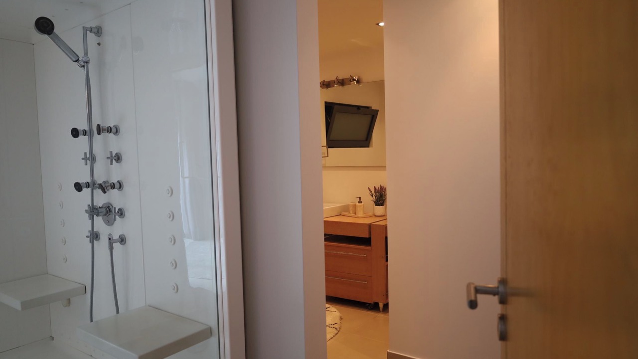 Photo of Bathroom in Ericeira