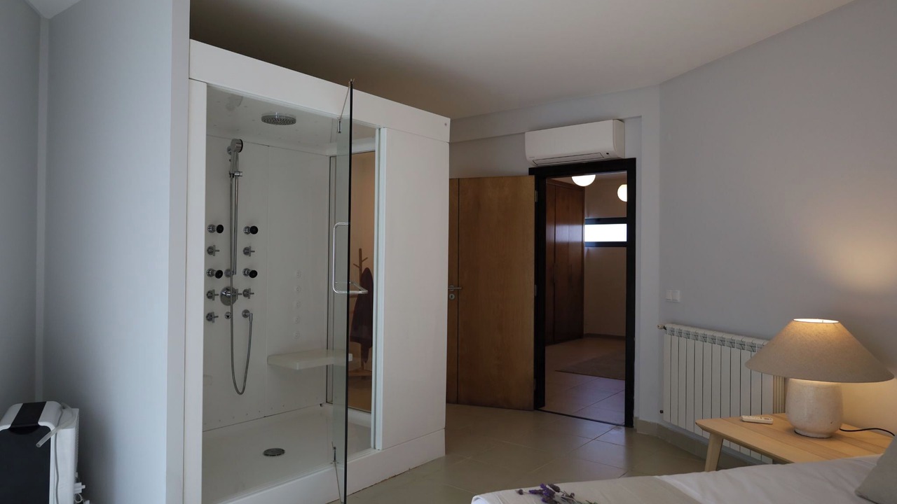 Photo of Bedroom in Ericeira