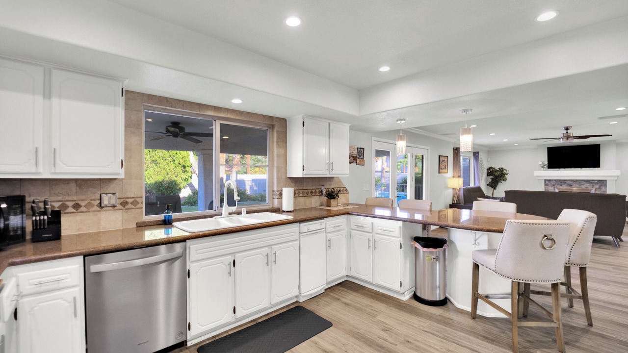 Photo of Kitchen in Rancho Oakey