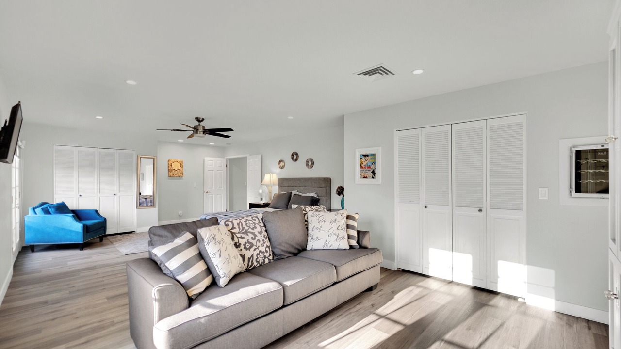 Photo of Livingroom in Rancho Oakey
