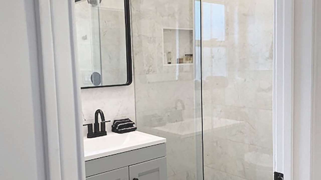 Photo of Bathroom in Eastern Malibu