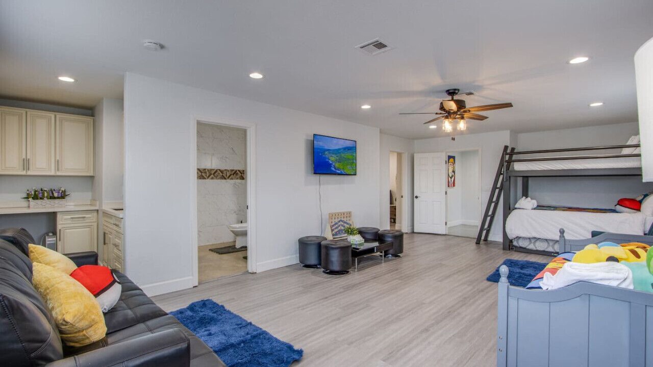 Photo of Livingroom in Spring Valley