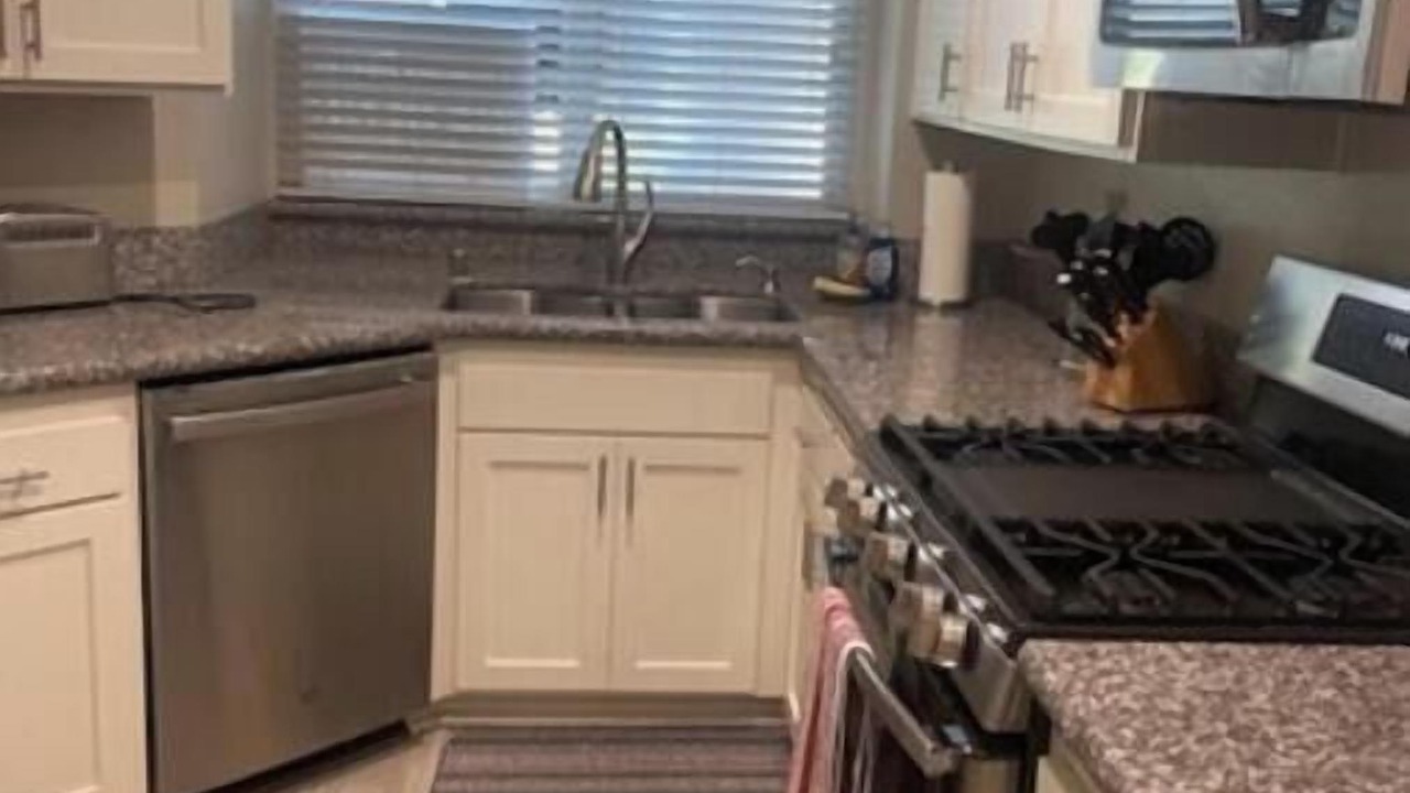 Photo of Kitchen in Callender