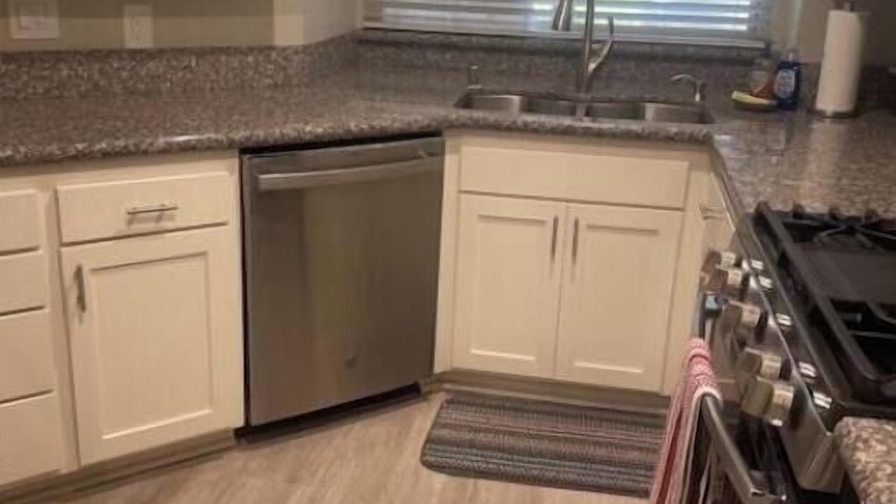 Photo of Kitchen in Callender