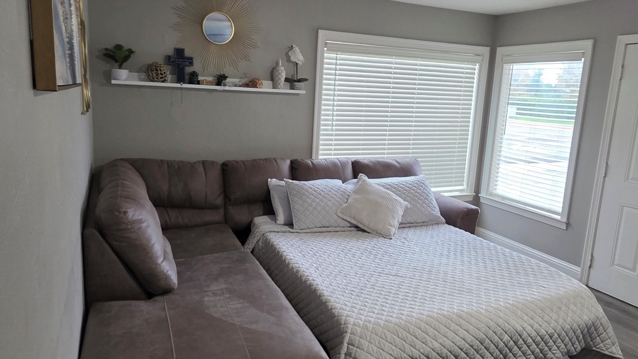 Photo of Bedroom in Dinuba
