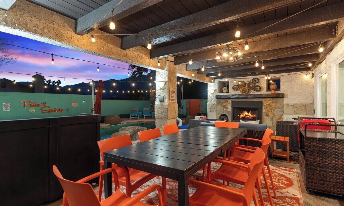 Photo of Outdoor in Racquet Club South