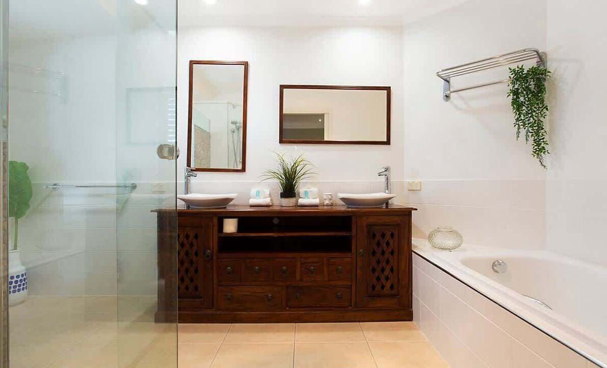 Photo of Bathroom in Broadbeach Waters