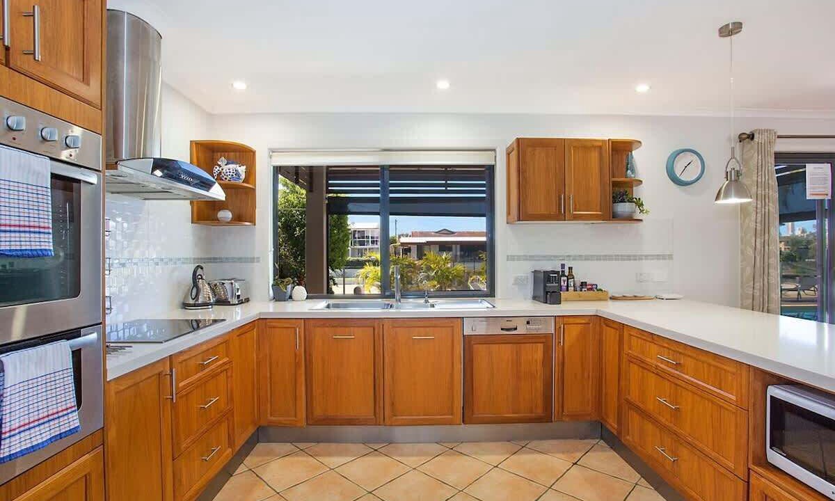 Photo of Kitchen in Broadbeach Waters