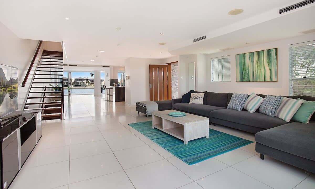 Photo of Livingroom in Surfers Paradise