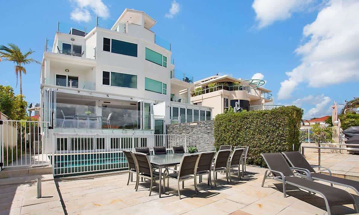 Photo of Outdoor in Surfers Paradise