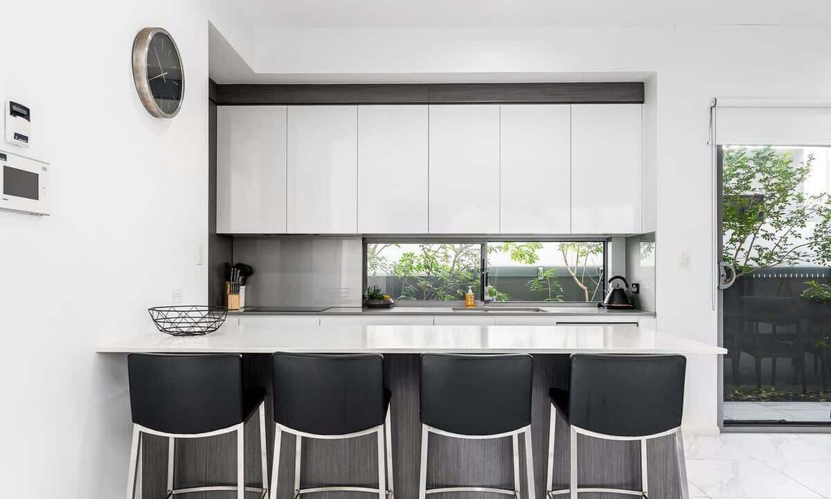 Photo of Kitchen in Broadbeach Waters