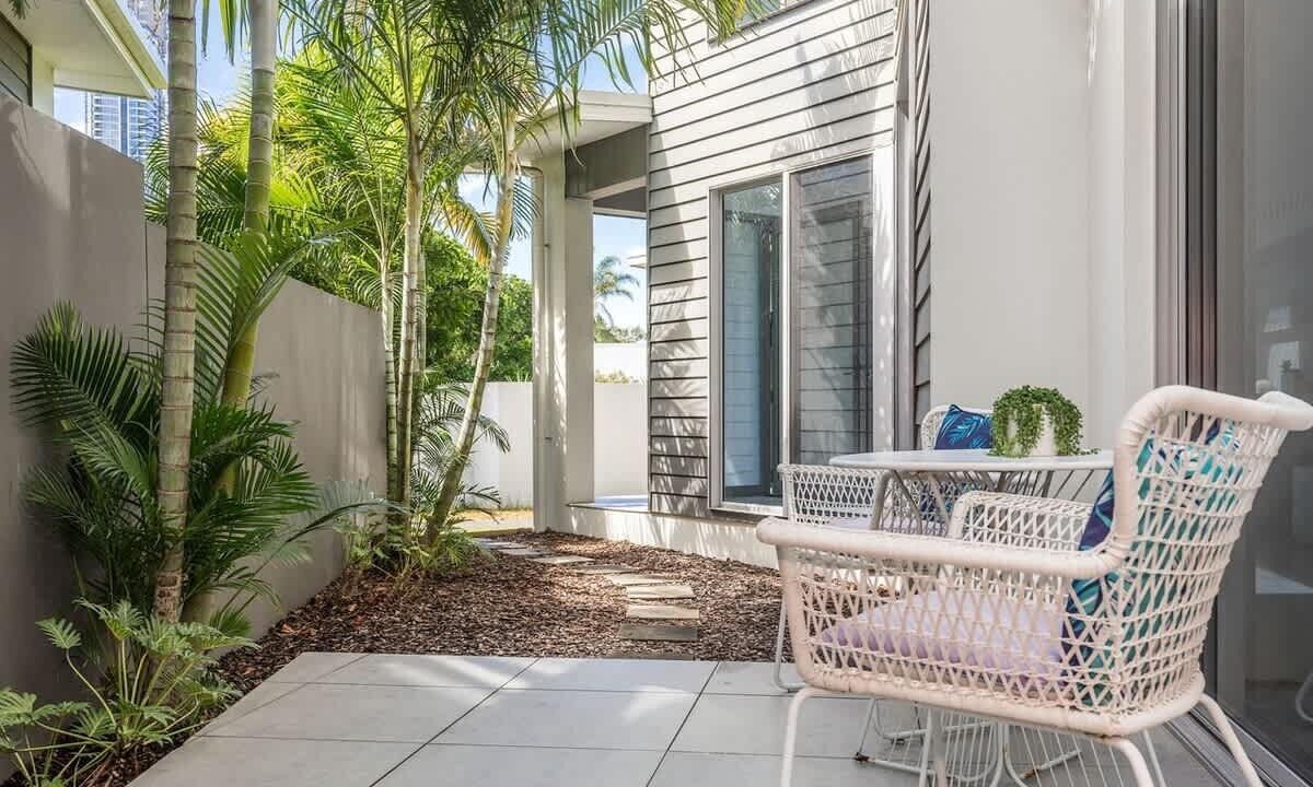 Photo of Outdoor in Broadbeach Waters
