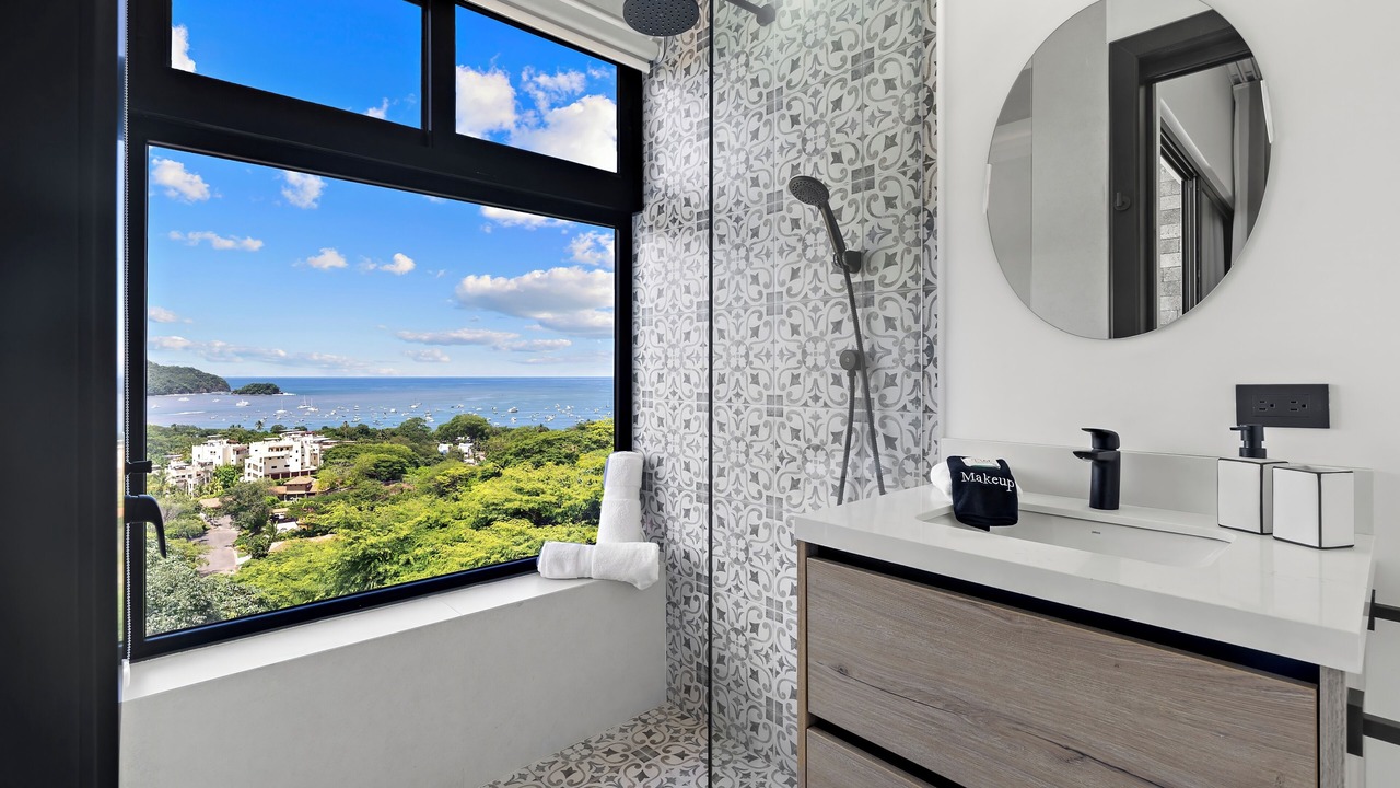 Photo of Bathroom in Coco