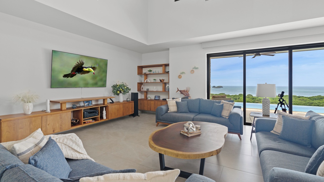 Photo of Livingroom in Panama Beach