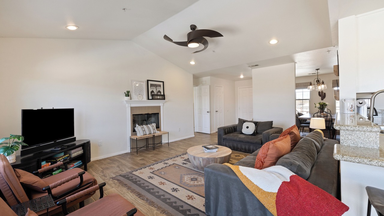 Photo of Livingroom in Joshua Tree