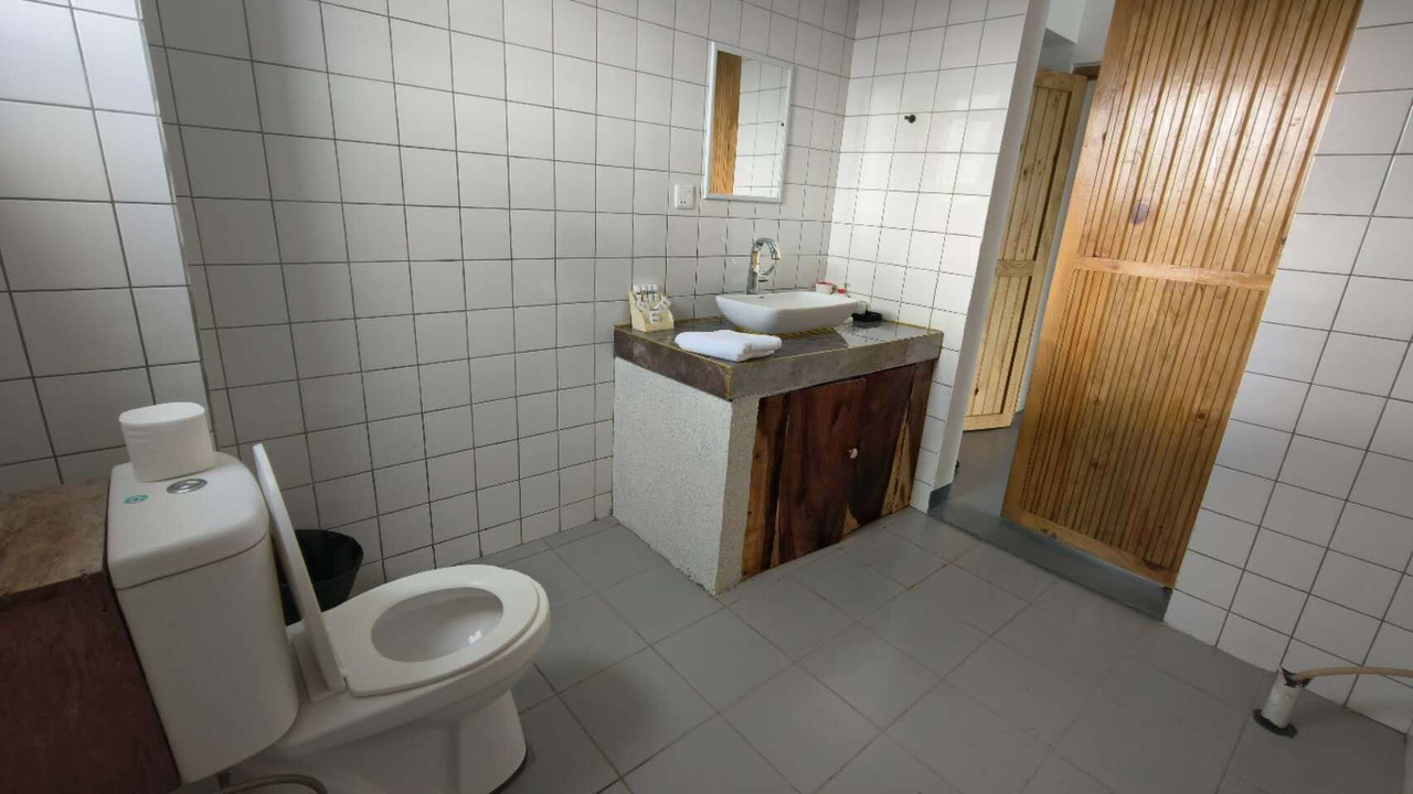 Photo of Bathroom in Tagaqe