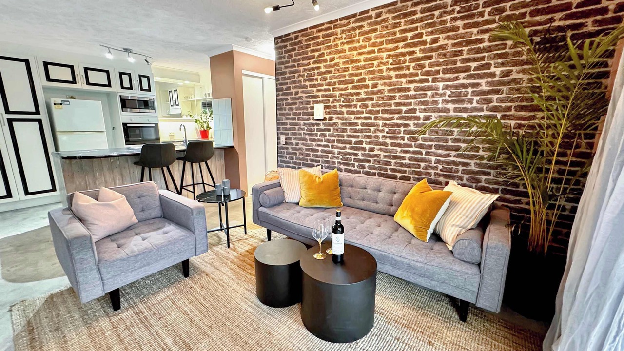 Photo of Livingroom in Burleigh Heads