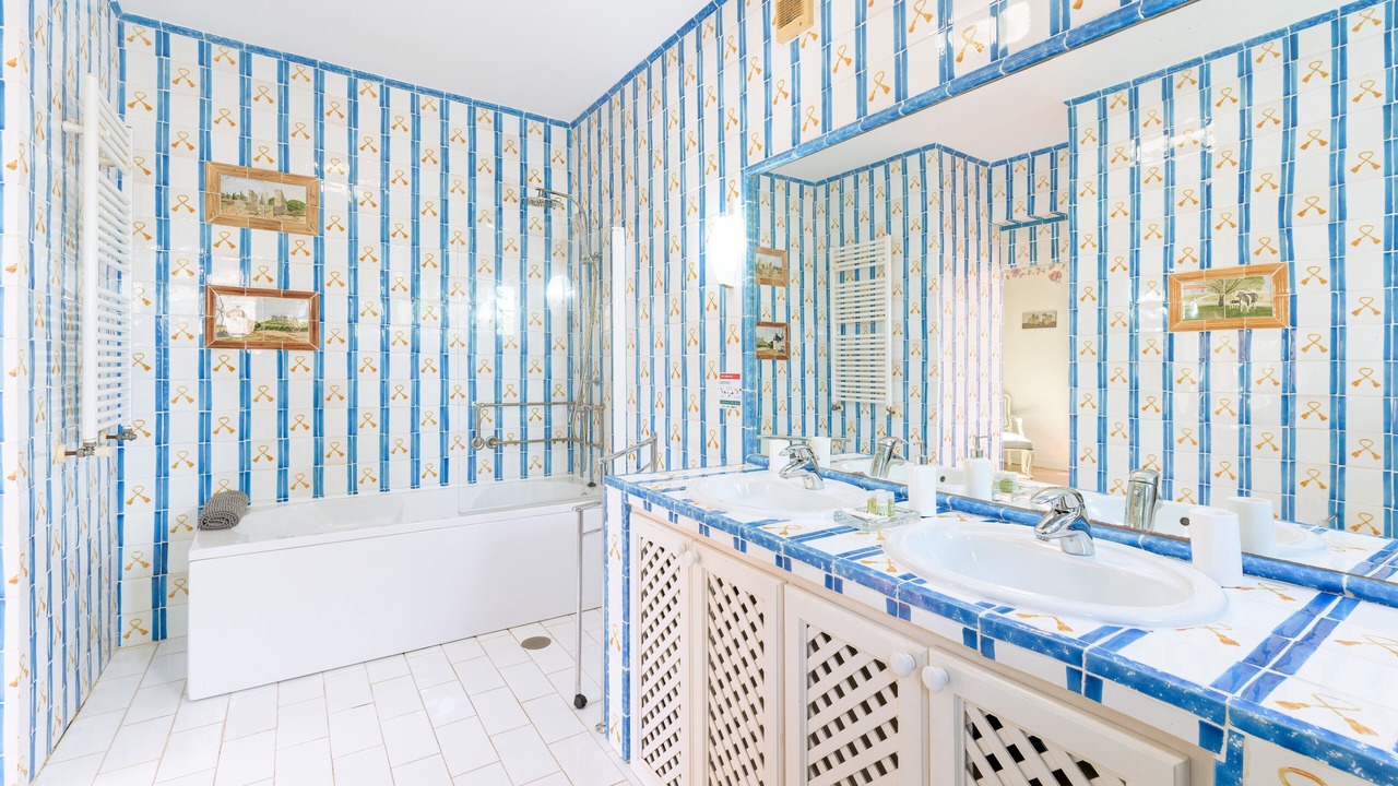 Photo of Bathroom in Santiago do Cacem