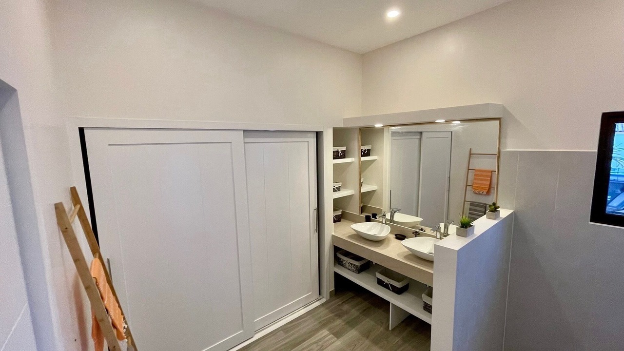 Photo of Bathroom in Potrero