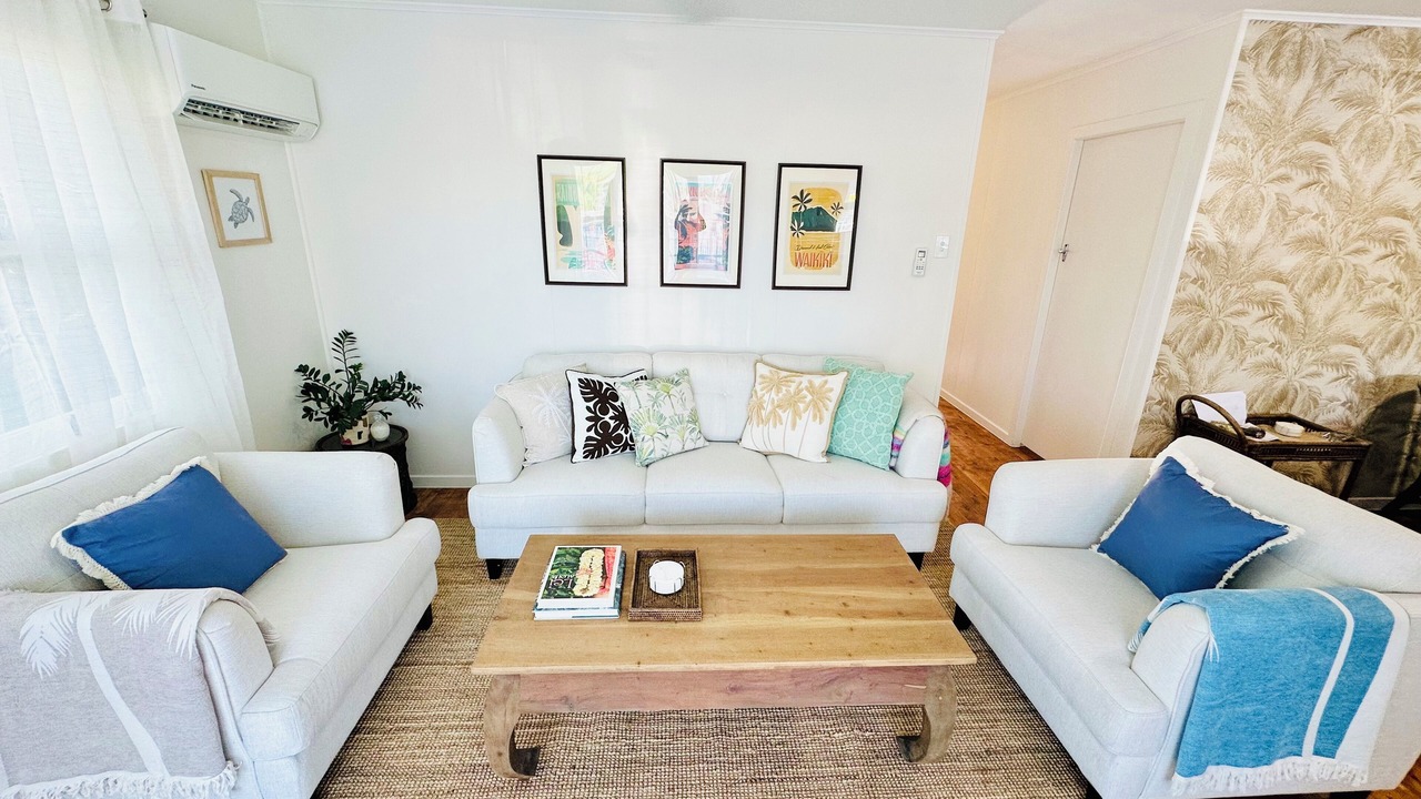 Photo of Livingroom in Burleigh Heads