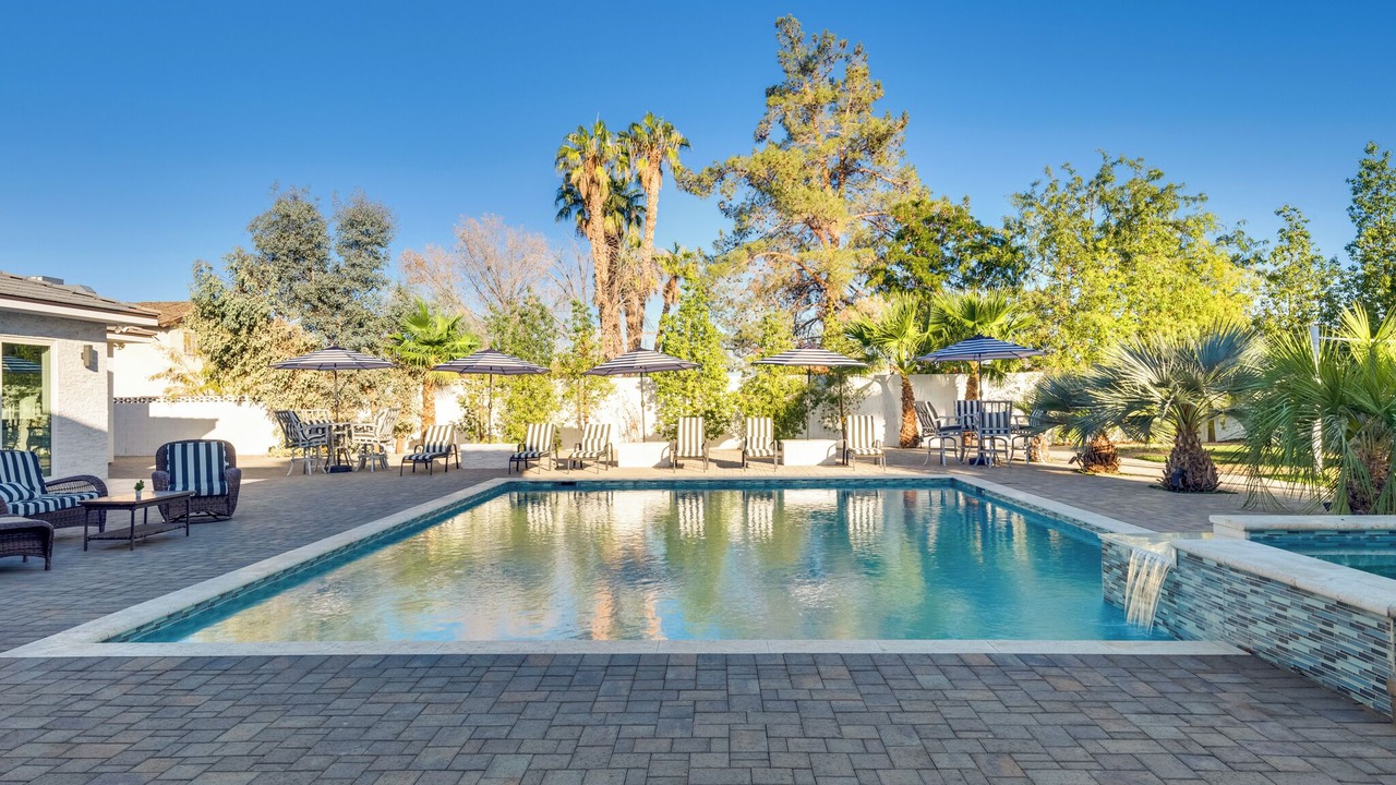 Photo of Outdoor in Spring Valley