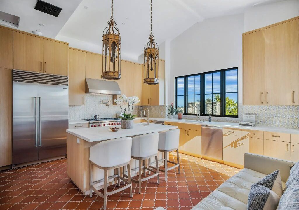 Photo of Kitchen in Western Malibu