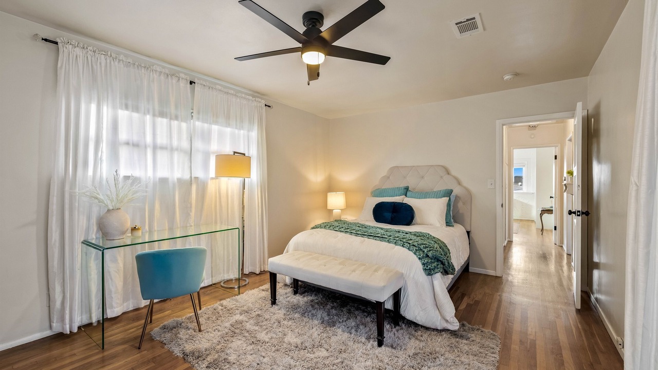 Photo of Bedroom in Ladera Heights
