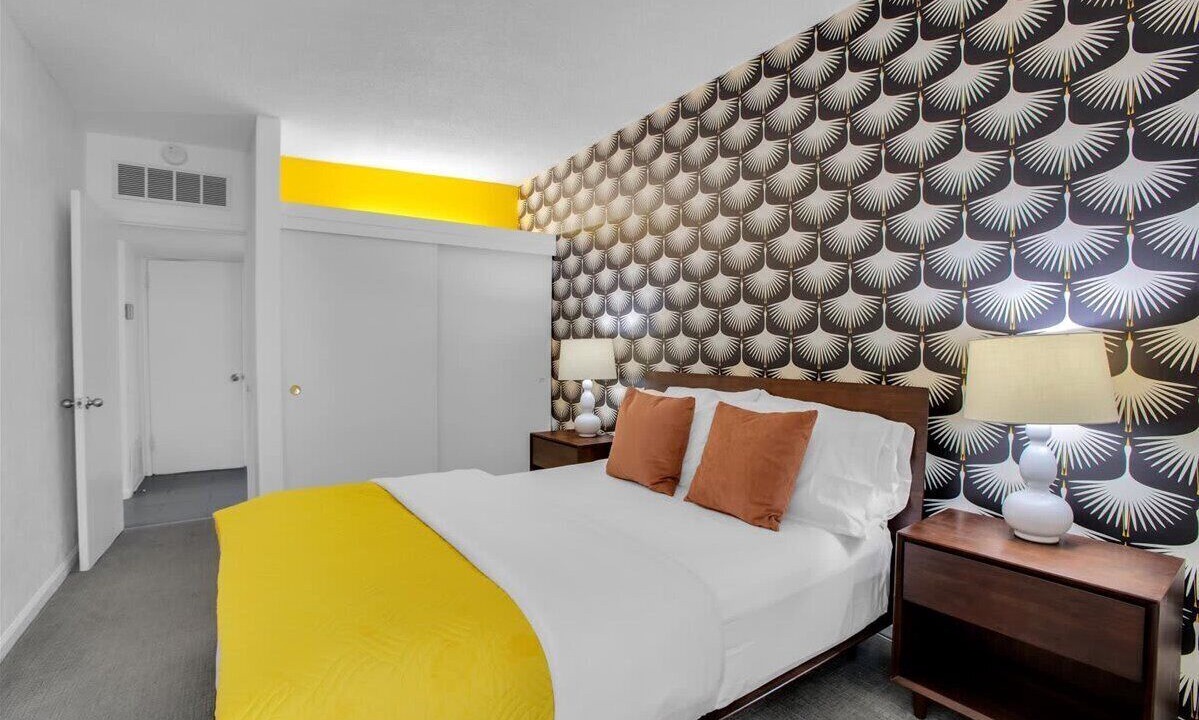 Photo of Bedroom in Racquet Club South