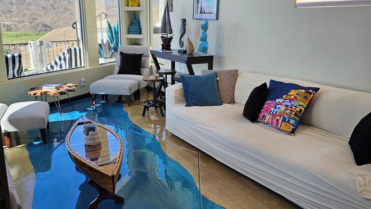 Photo of Livingroom in Parker Strip