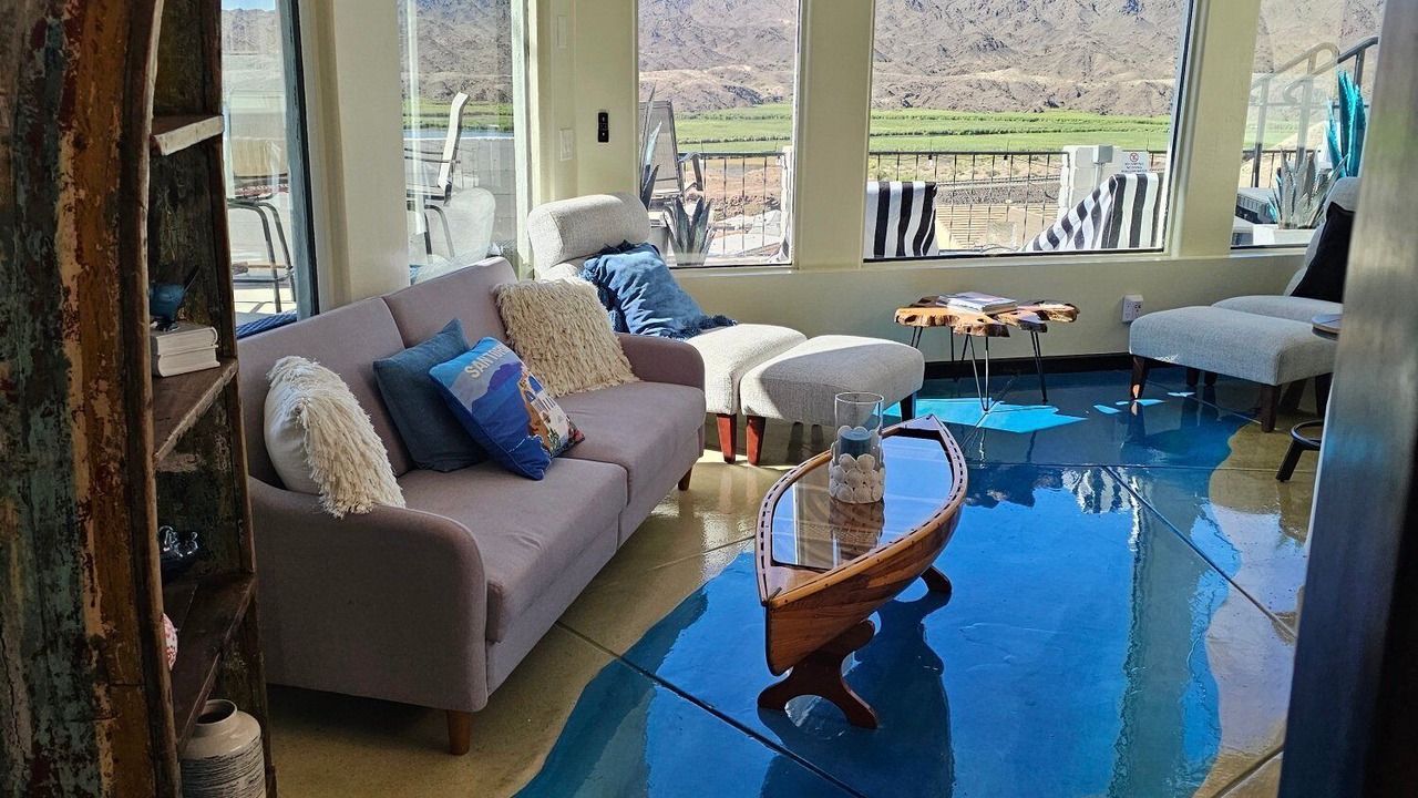 Photo of Livingroom in Parker Strip