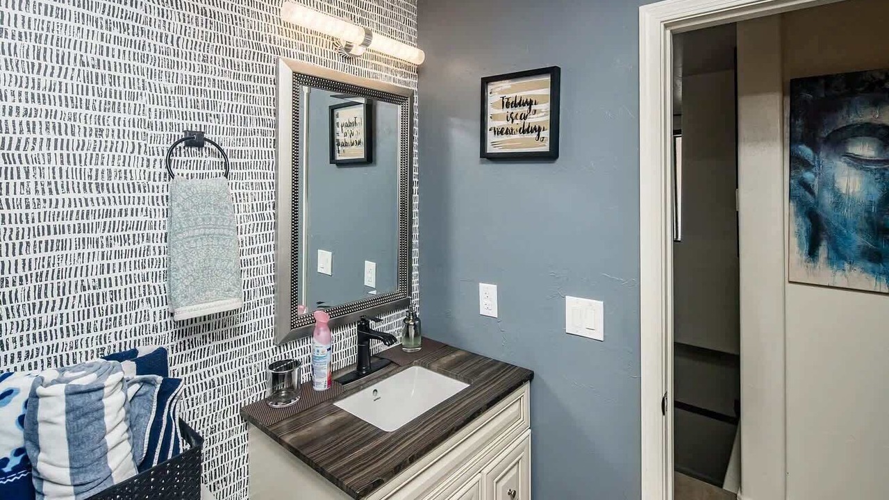 Photo of Bathroom in Parker Strip