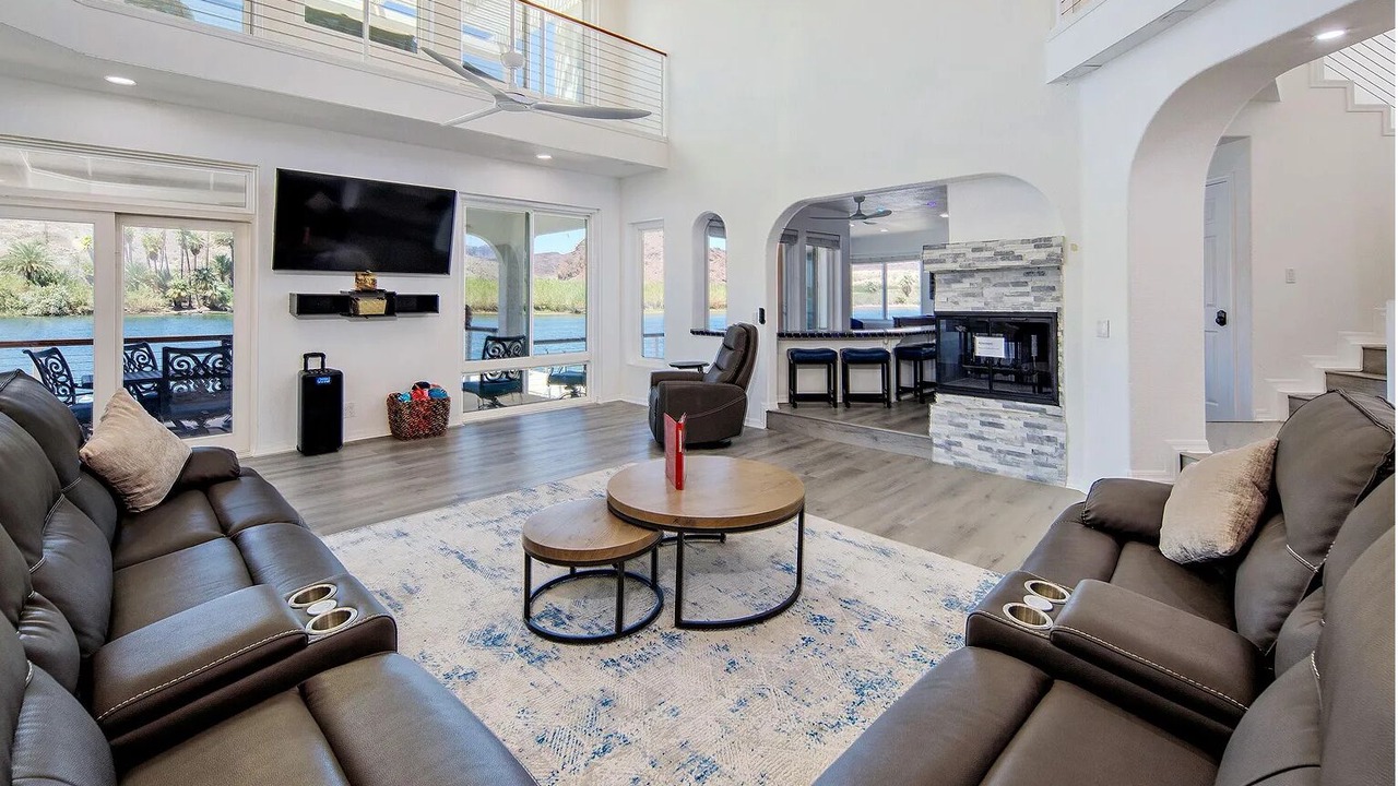 Photo of Livingroom in Parker Strip