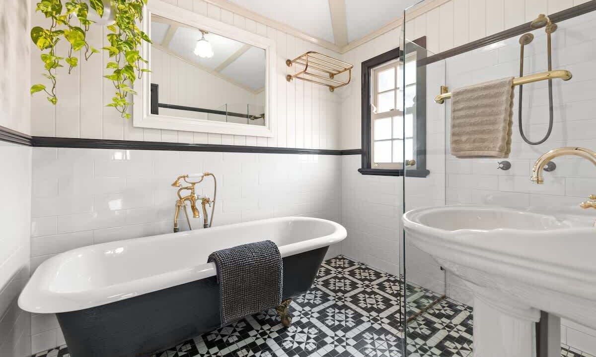 Photo of Bathroom in Woolloongabba