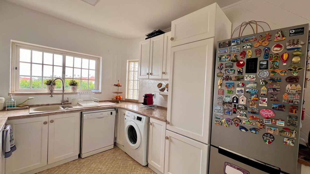 Photo of Kitchen in Charneca de Caparica e Sobreda