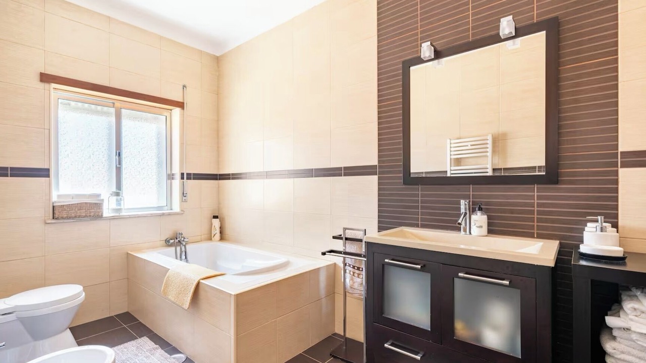 Photo of Bathroom in Fuinhas