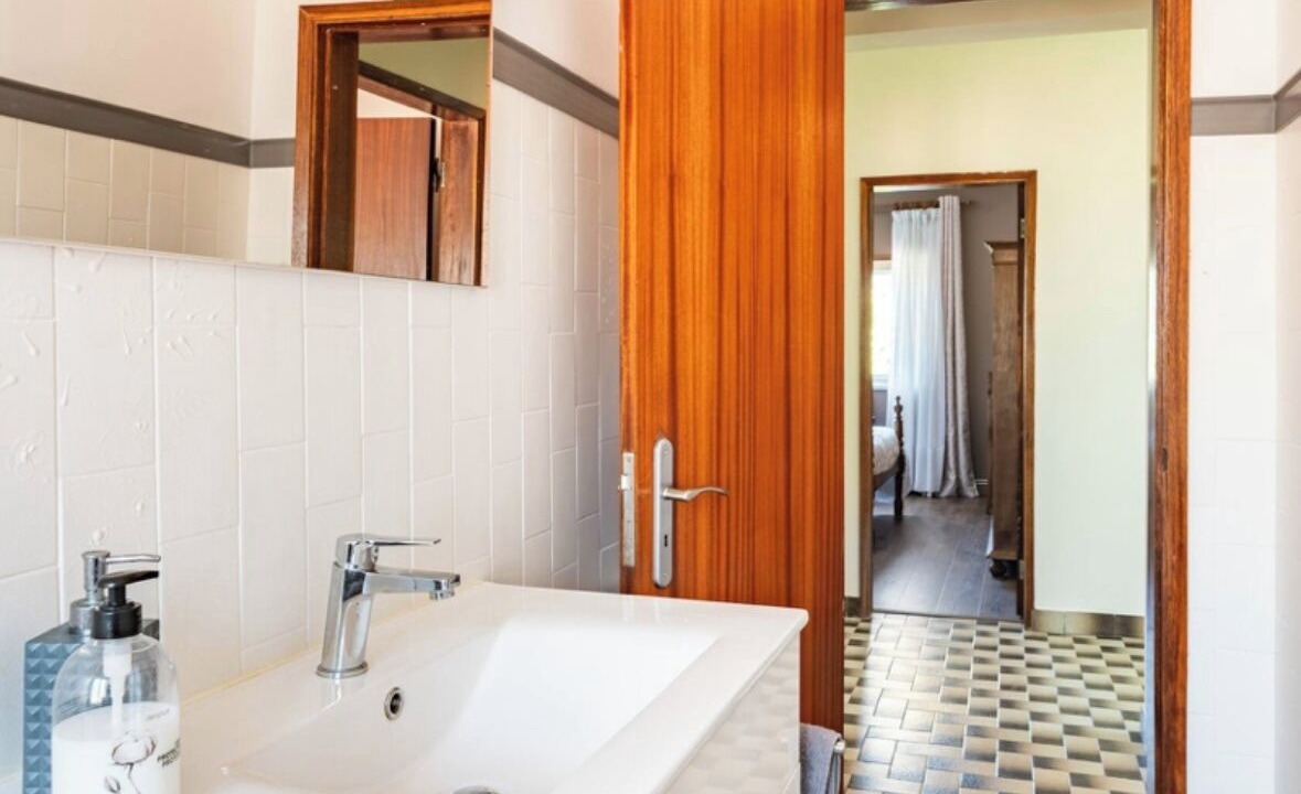 Photo of Bathroom in Fuinhas