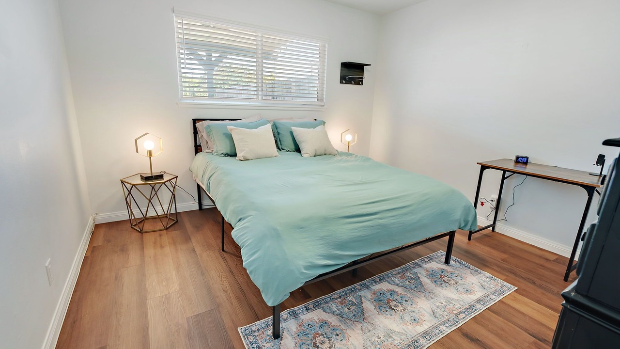 Photo of Bedroom in Harbor