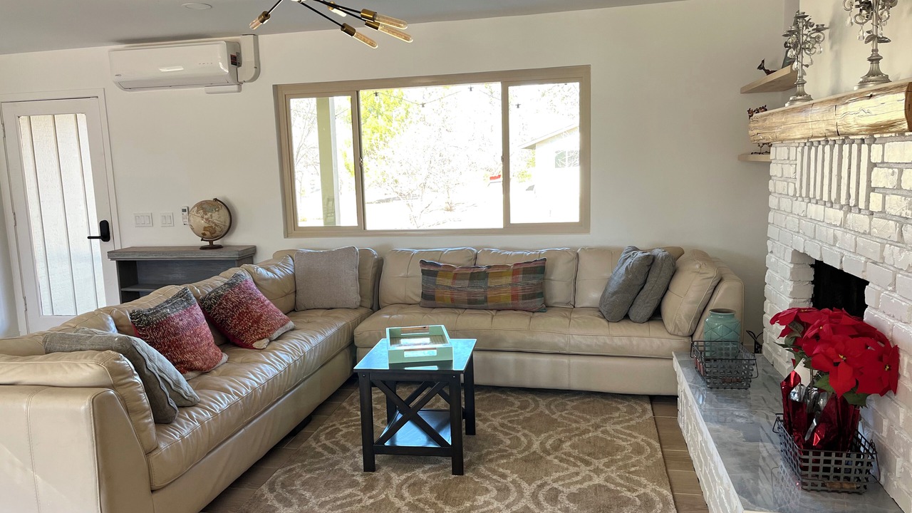 Photo of Livingroom in Julian