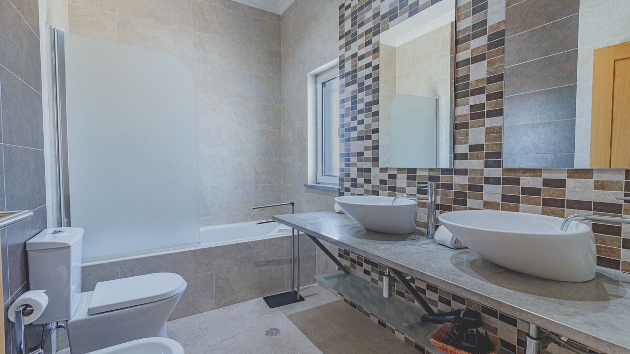 Photo of Bathroom in Campina