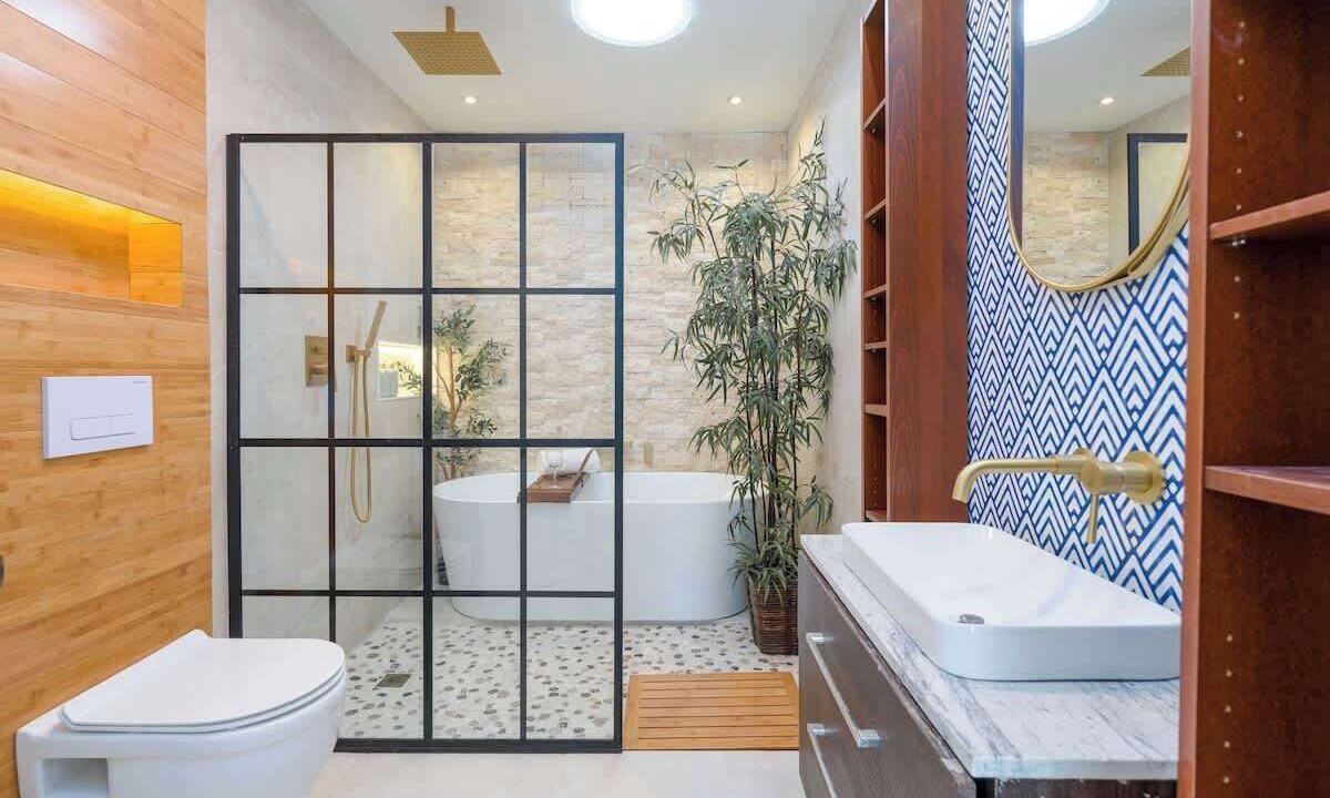 Photo of Bathroom in El Centro