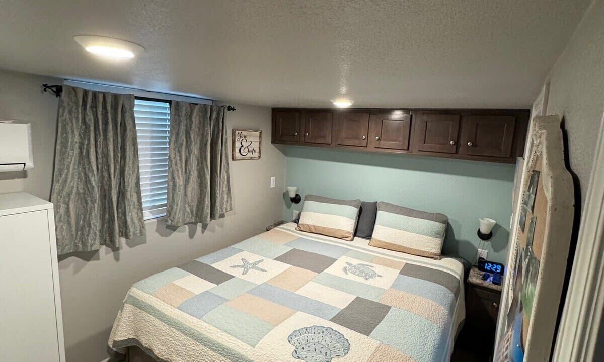 Photo of Bedroom in Parker Dam