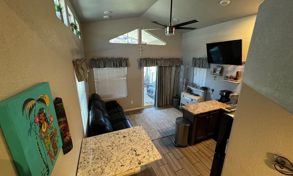 Photo of Livingroom in Parker Dam