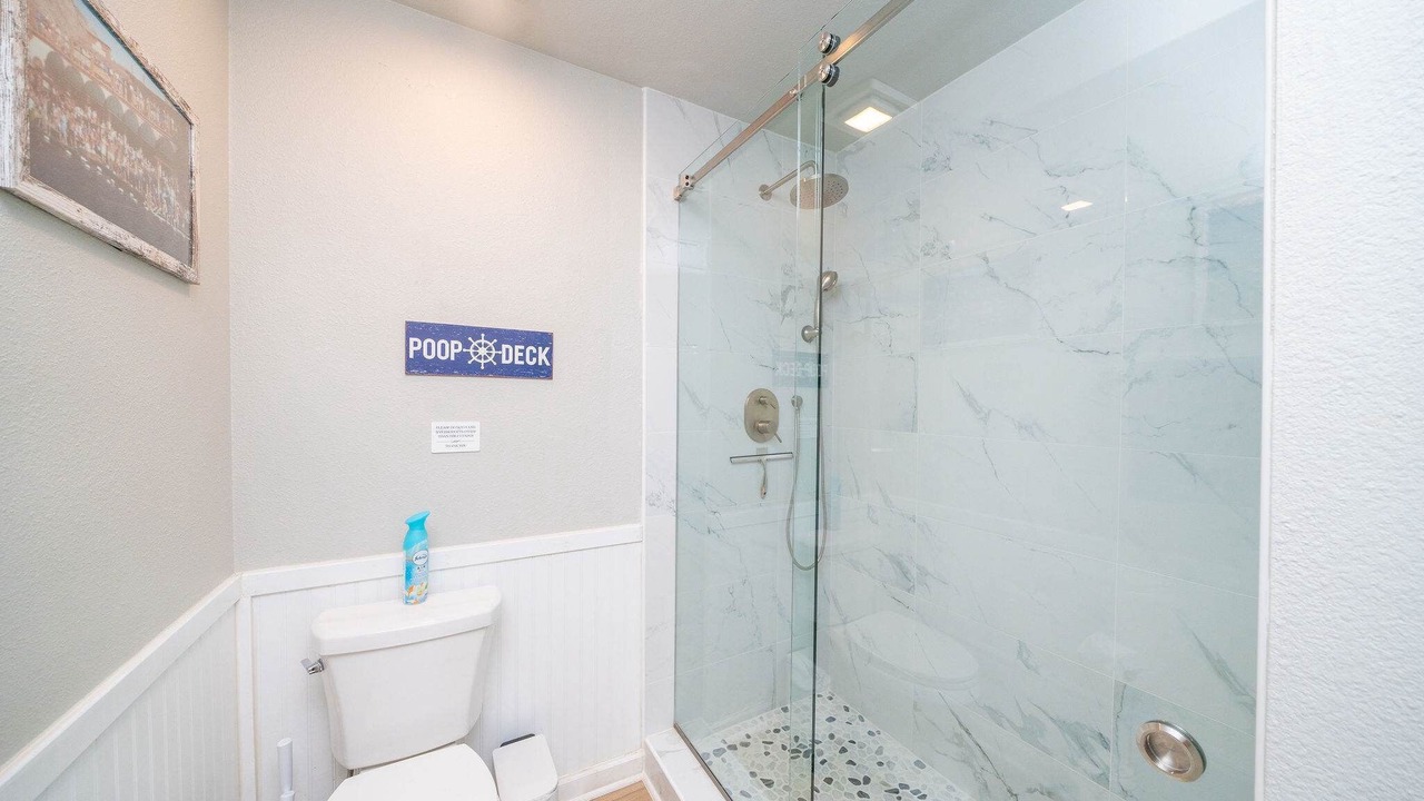 Photo of Bathroom in Moovalya Keys
