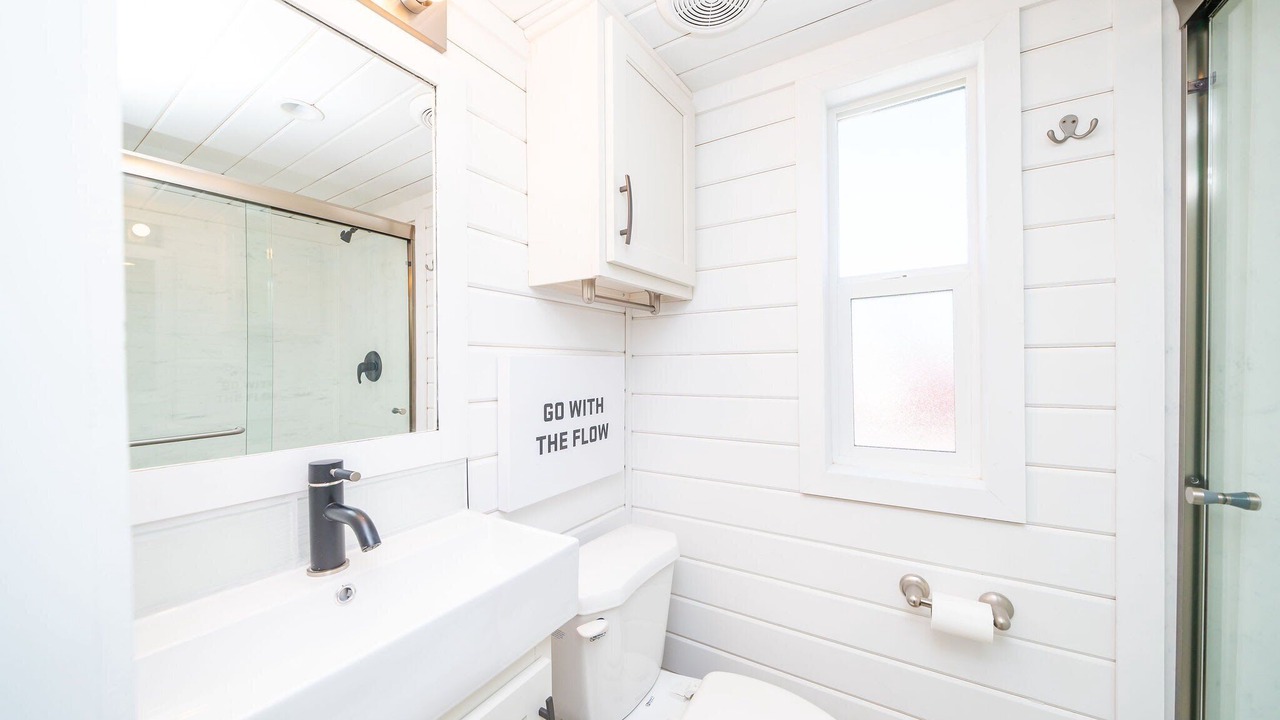 Photo of Bathroom in Parker Strip