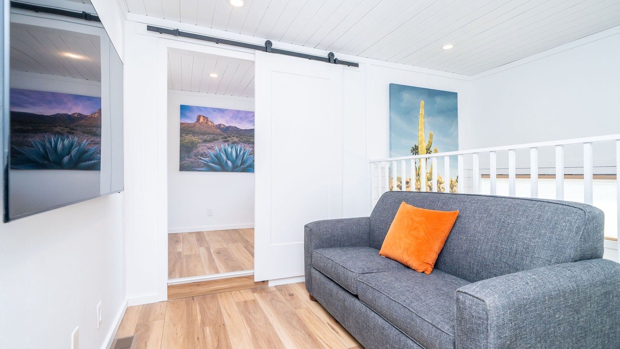 Photo of Livingroom in Parker Strip
