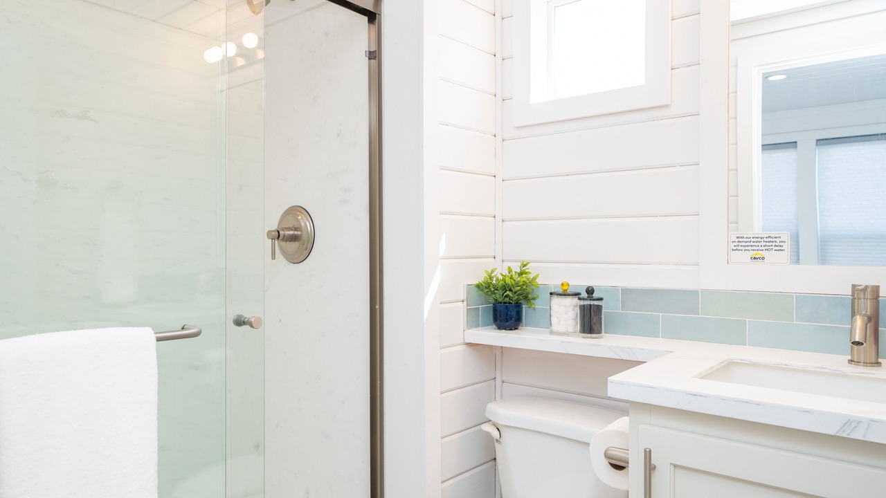 Photo of Bathroom in Parker Strip