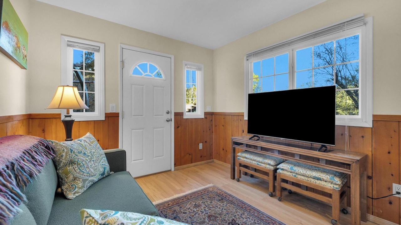 Photo of Livingroom in Julian