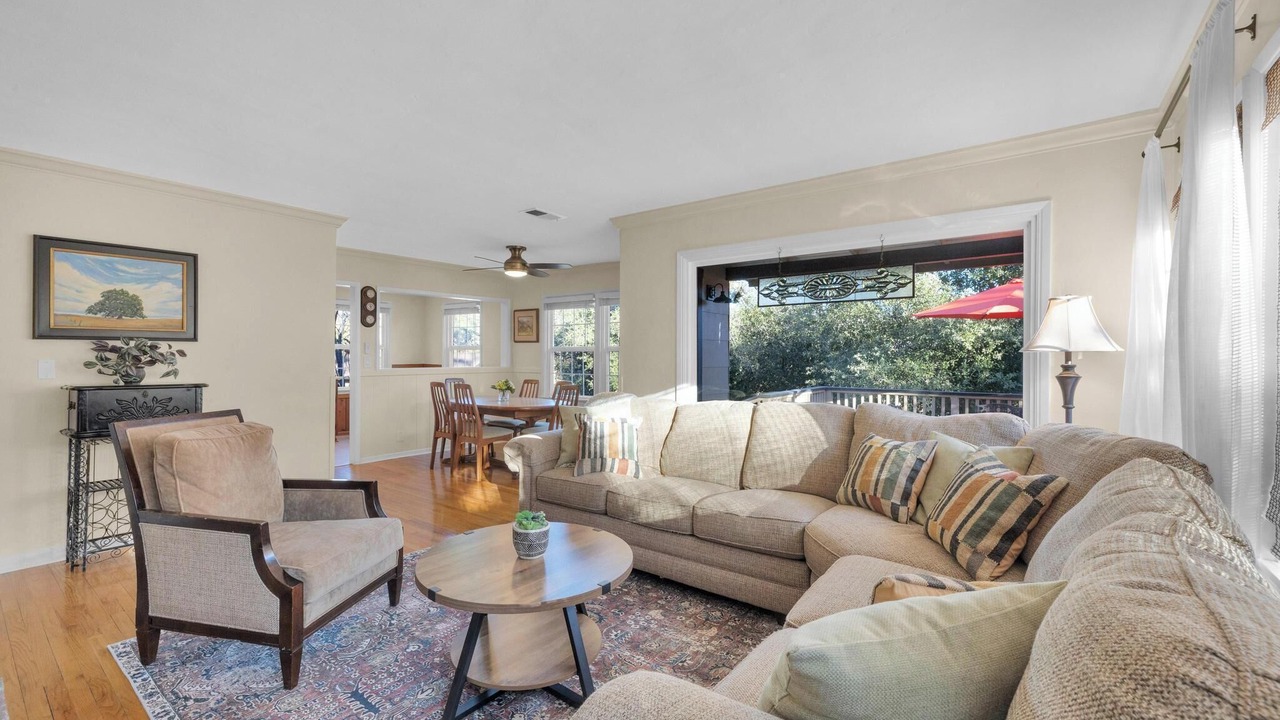 Photo of Livingroom in Julian